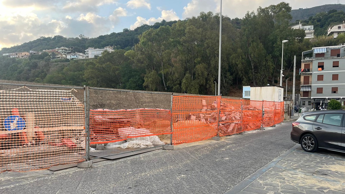 Lo stato dei luoghi in via Emilia a Vibo Marina